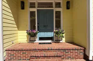 207 Oak Park Dr, Chapel Hill, NC 27517 - Photo 1