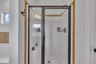 208 Tarkenton Ct, Clayton, NC 27527 - Photo 10