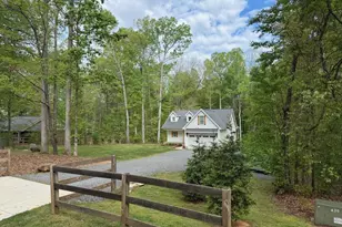168 Hunters Glen Dr, Summerfield, NC 27358 - Photo 4