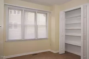 1015 Oak Lake Ct, Raleigh, NC 27606 - Photo 10