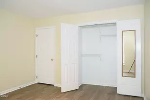 1015 Oak Lake Ct, Raleigh, NC 27606 - Photo 30