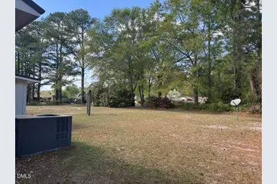 204 Lane Street, Maxton, NC 28364 - Photo 2