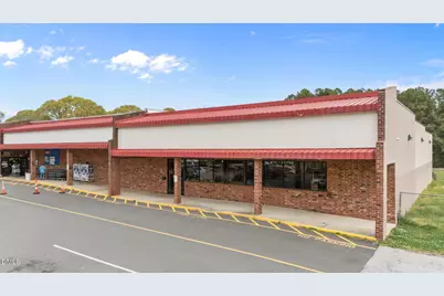 1143 E Andrews Avenue, Henderson, NC 27536 - Photo 2