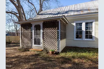 298 E Salisbury Street, Pittsboro, NC 27312 - Photo 36