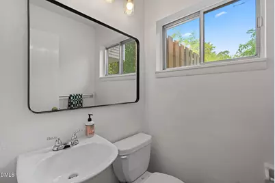 220 Elizabeth Street #Apt E7, Chapel Hill, NC 27514 - Photo 22