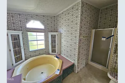 608 Old Whiteville Road, Lumberton, NC 28358 - Photo 8