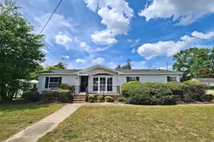 608 Old Whiteville Rd, Lumberton, NC 28358 - Photo 1