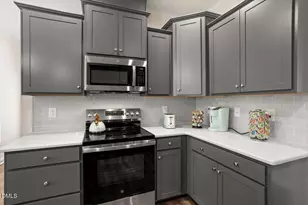 115 Pedestal Ct, Zebulon, NC 27597 - Photo 20