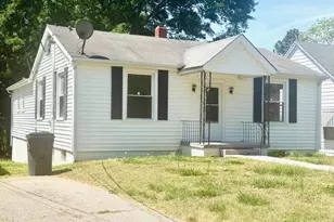602 Coggeshall St, Oxford, NC 27565 - Photo 2