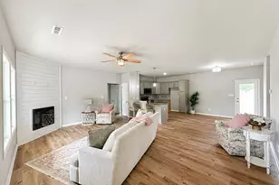 113 Huckleberry Bush Ln, Princeton, NC 27569 - Photo 4