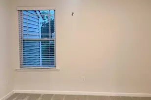 612 Creekway Dr, Fuquay-Varina, NC 27526 - Photo 8