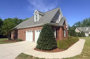 217 Clearwater Dr, Roxboro, NC 27574 - Photo 4