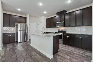 319 Joneshaven Dr, Fuquay-Varina, NC 27526 - Photo 12