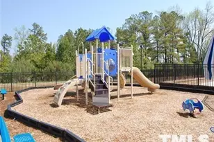 130 Point Comfort Ln, Cary, NC 27519 - Photo 30