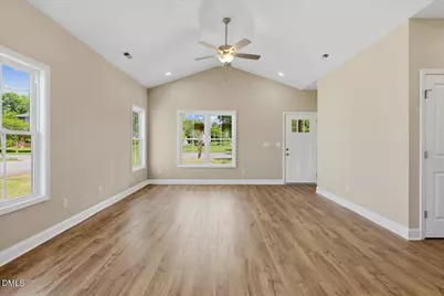 311 N Wilson Avenue, Dunn, NC 28334 - Photo 14
