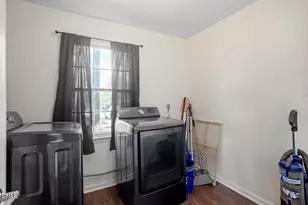 4217 Live Oak Rd, Raleigh, NC 27604 - Photo 16