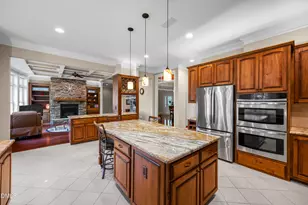 5353 E Greensboro Chapel Hill Rd, Graham, NC 27253 - Photo 16