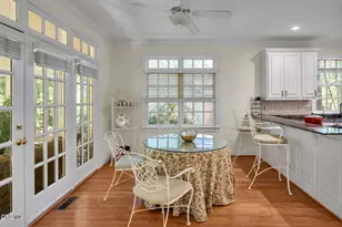 82101 Ehringhaus, Chapel Hill, NC 27517 - Photo 20