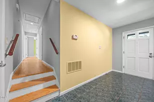 305 Plum Ln, Chapel Hill, NC 27517 - Photo 18