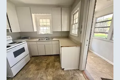 1207 College Street, Oxford, NC 27565 - Photo 18