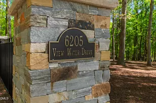 6205 View Water Dr, Raleigh, NC 27606 - Photo 6