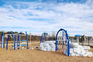 657 Sefton Park Dr, Zebulon, NC 27597 - Photo 26