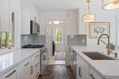 996 Cleland Drive, Chapel Hill, NC 27517 - Photo 10