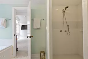 996 Cleland Dr, Chapel Hill, NC 27517 - Photo 26