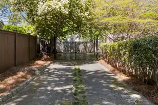 511 Oakwood Ave, Raleigh, NC 27601 - Photo 58