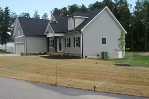 317 Coats Ridge Dr, Benson, NC 27504 - Photo 6