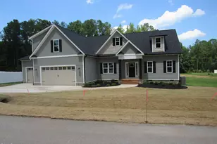 317 Coats Ridge Dr, Benson, NC 27504 - Photo 2