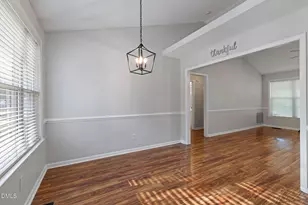 115 Sommerset Dr, Clayton, NC 27520 - Photo 8