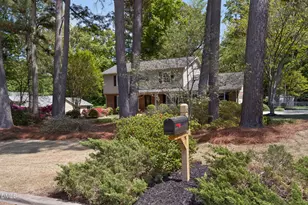 6700 Brookmeade Pl, Raleigh, NC 27612 - Photo 4