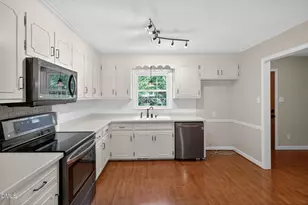 6700 Brookmeade Pl, Raleigh, NC 27612 - Photo 20