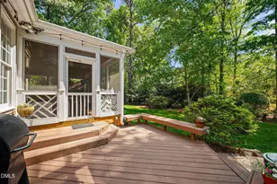 105 Fifemoor Ct, Cary, NC 27518 - Photo 10