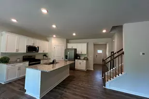 2264 Fletchers Rdg Dr, Durham, NC 27703 - Photo 2