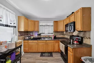 913 Woodrow St S, Wilson, NC 27893 - Photo 12