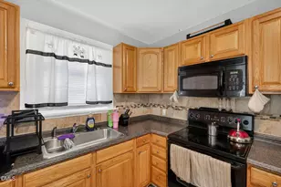 913 Woodrow St S, Wilson, NC 27893 - Photo 14