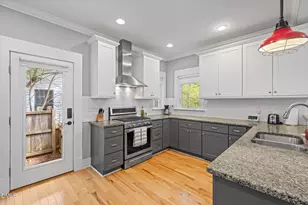 208 W Markham Ave, Durham, NC 27701 - Photo 12