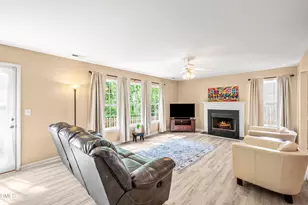 108 Trevor Ridge Dr, Holly Springs, NC 27540 - Photo 2