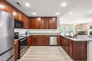 108 Trevor Ridge Dr, Holly Springs, NC 27540 - Photo 6