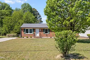 718 S Hughes St, Apex, NC 27502 - Photo 2