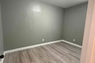 928 E Davis St, Burlington, NC 27215 - Photo 12