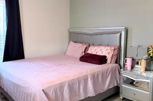 928 E Davis St, Burlington, NC 27215 - Photo 14