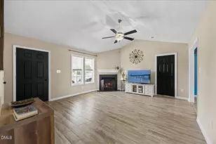 113 Patricia Dr, Smithfield, NC 27577 - Photo 4