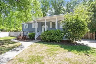 5412 Farley Dr, Raleigh, NC 27609 - Photo 2