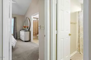 10 Petersburg Pl, Durham, NC 27703 - Photo 18