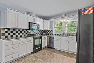 5308 Foxfire Rd, Fayetteville, NC 28303 - Photo 2