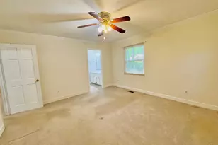 1707 Peace St, Henderson, NC 27536 - Photo 16