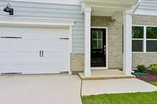 721 Sparkling Pear Dr, Fuquay-Varina, NC 27592 - Photo 4